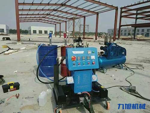 聚氨酯噴涂施工設備(圖2) 新建鋼結構廠房聚氨酯防腐